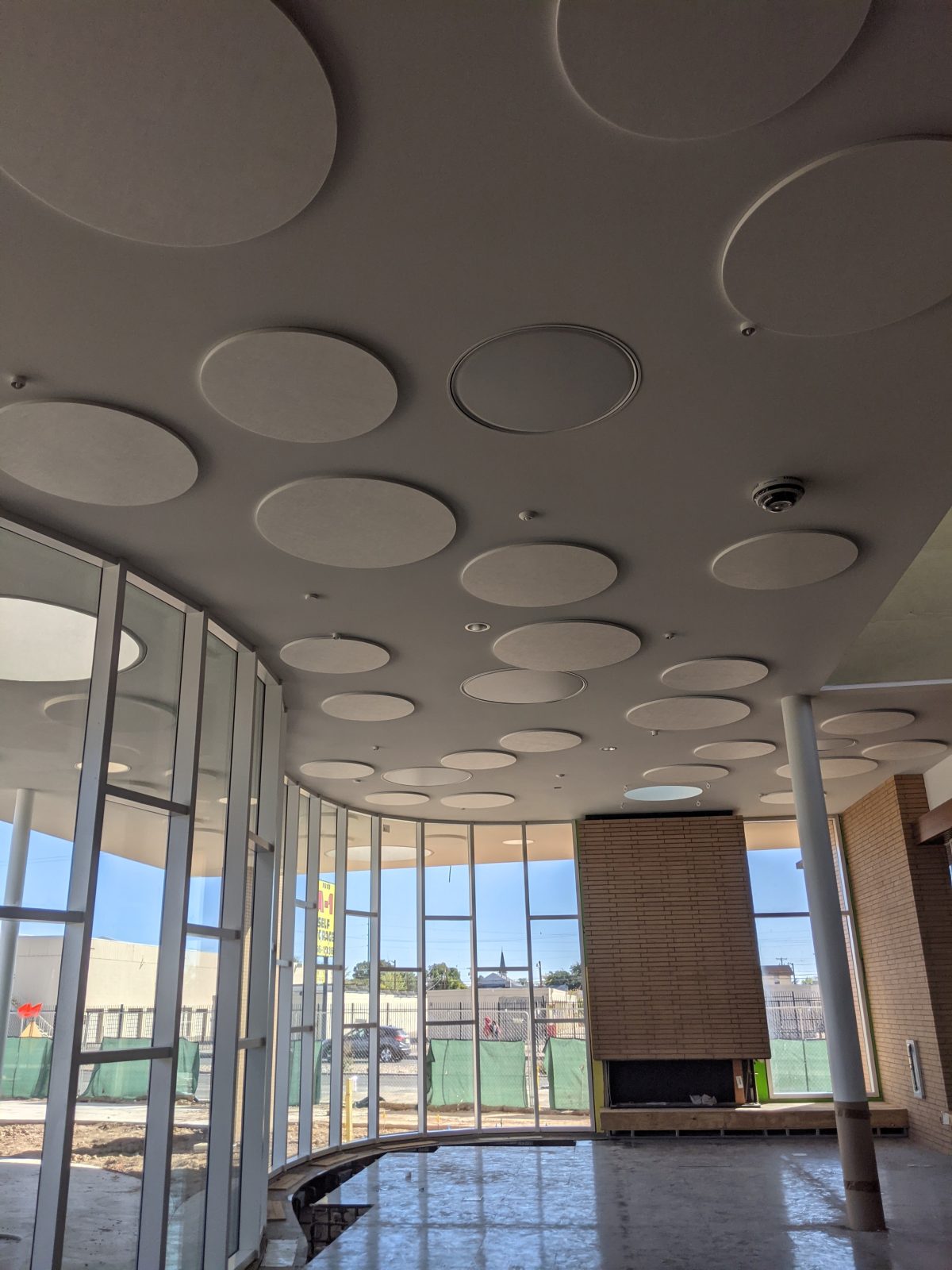 Acoustic Ceiling Solutions for Echo and Clarity